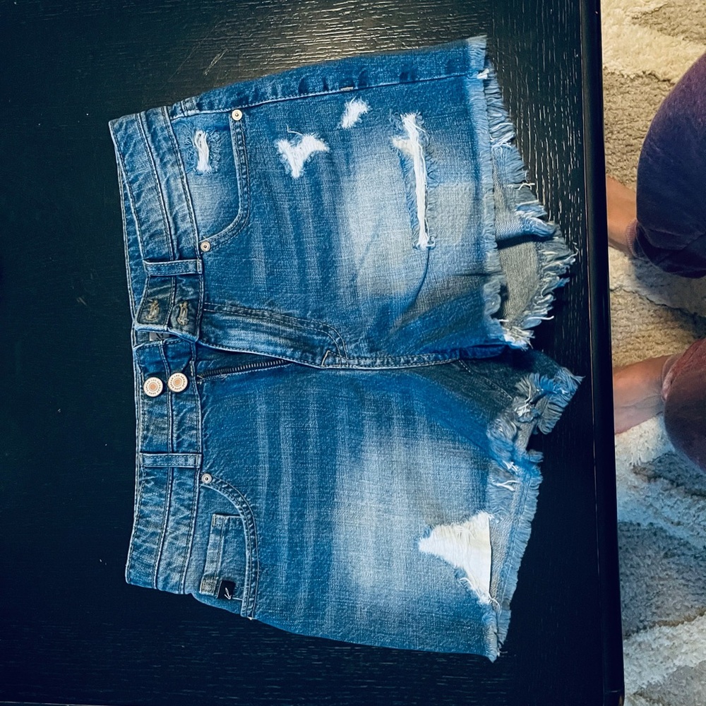 Kancan distressed shorts